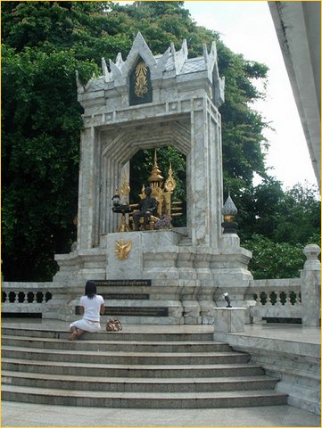 Nong_Nooch.jpg